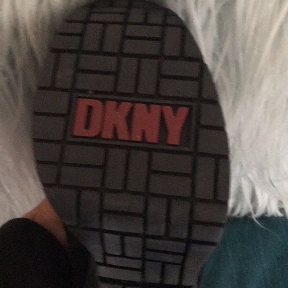 Shoes - Picture 7 of 7